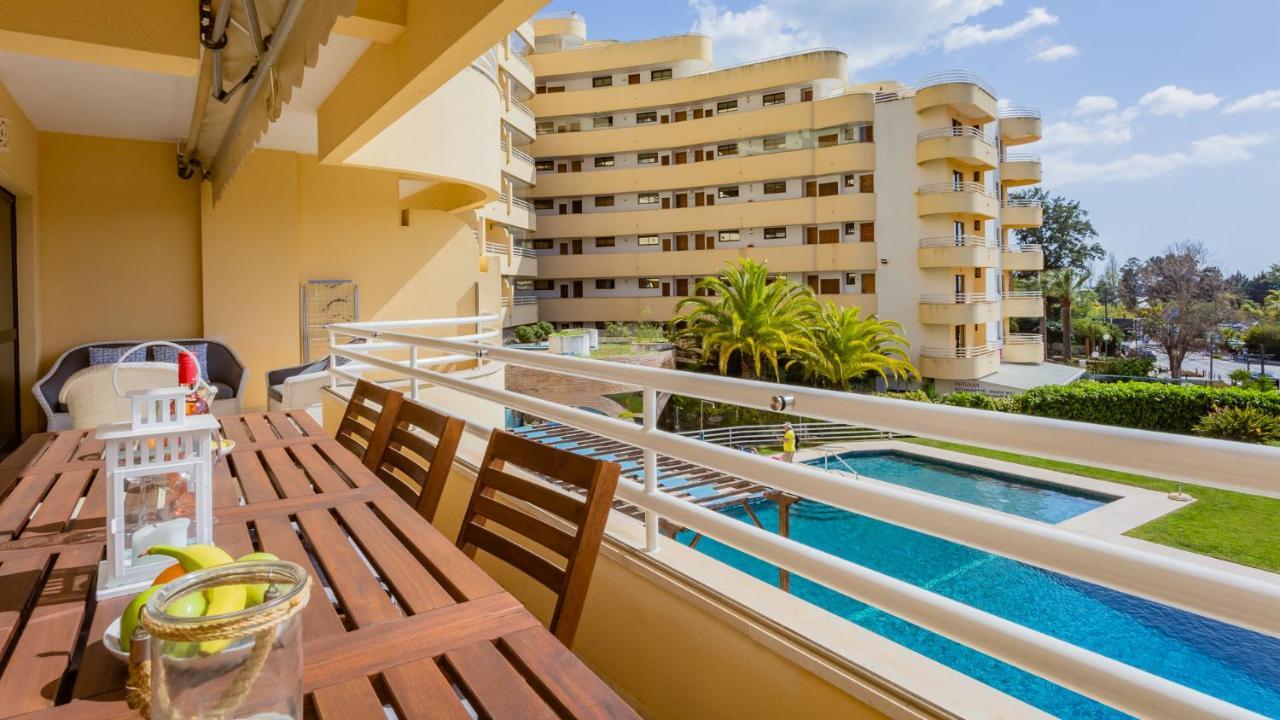 Marina 2bdr With Balcony & Pool - 5min From By Lovelystay Apartment *