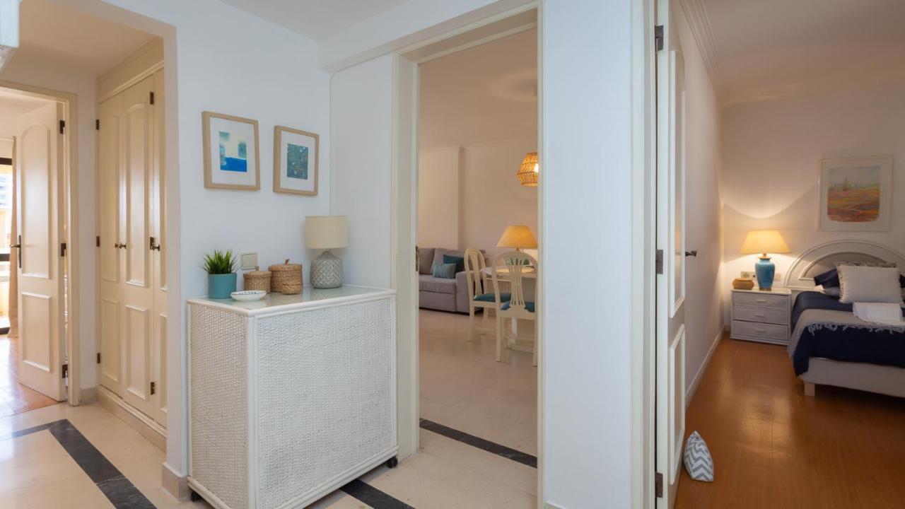 Marina 2bdr With Balcony & Pool - 5min From By Lovelystay Apartment Quarteira